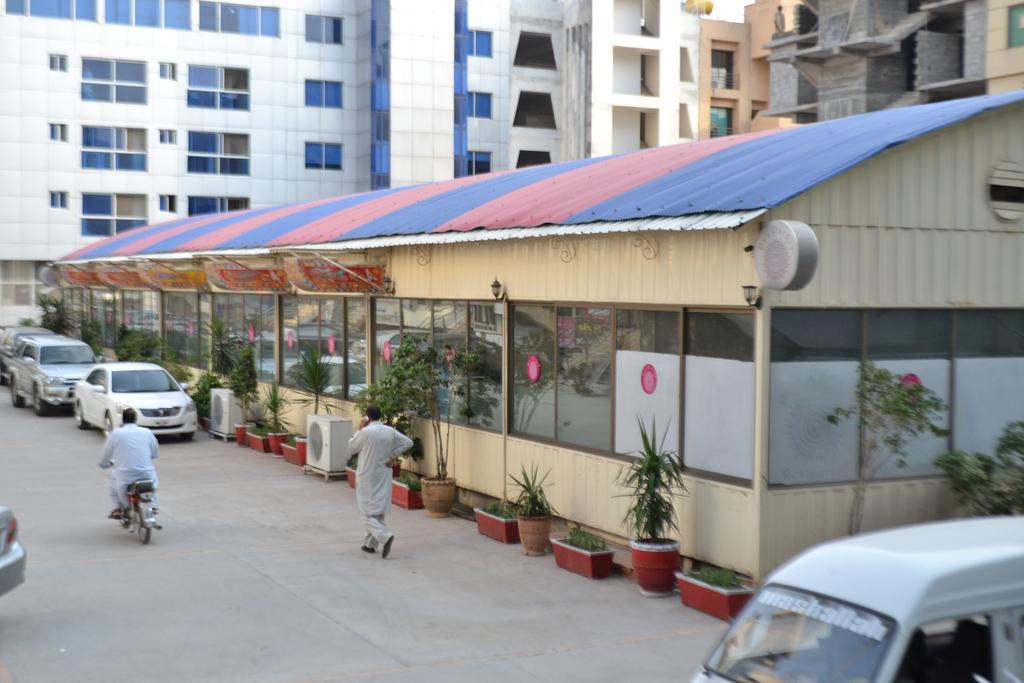 Hotel De Palazzo Islamabad Exterior photo